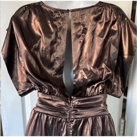 Misa Los Angeles Sophia Jumpsuit Metallic Bronze Pleated Wide Leg V-Neck Holiday - Picture 4 of 6